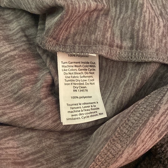 NWT men’s Vineyard Vines shirt. - Picture 4 of 7